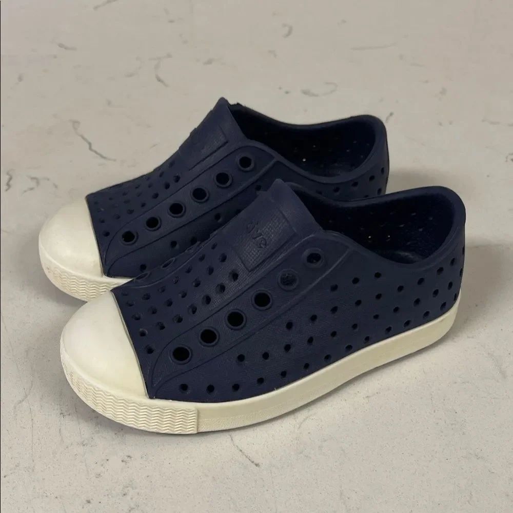 Native Jefferson Slip-on Sneakers Toddler/Little Kid Water Shoe Navy Blue Size 7